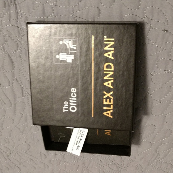 NWT! Alex and Ani The Office Dunder Mifflin bracelet - Picture 2 of 7